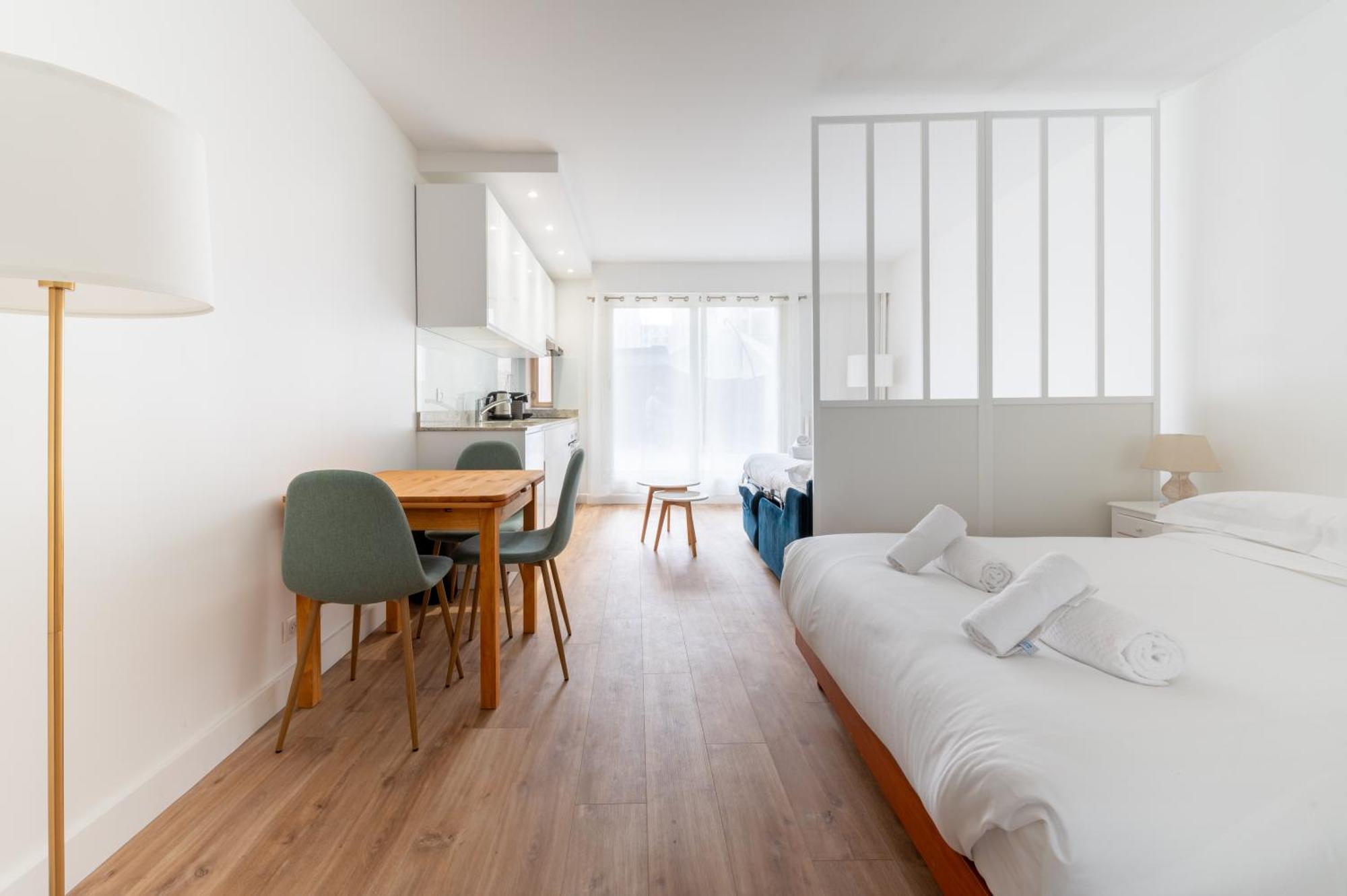 Stylish 1bd Flat With Patio Rue Des Petites Ecuries * Paris